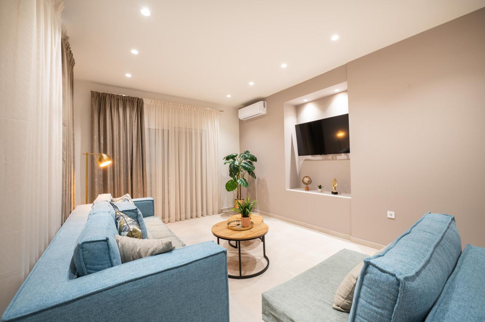Вилла Thea Seaview Luxury Living Каламата Экстерьер фото