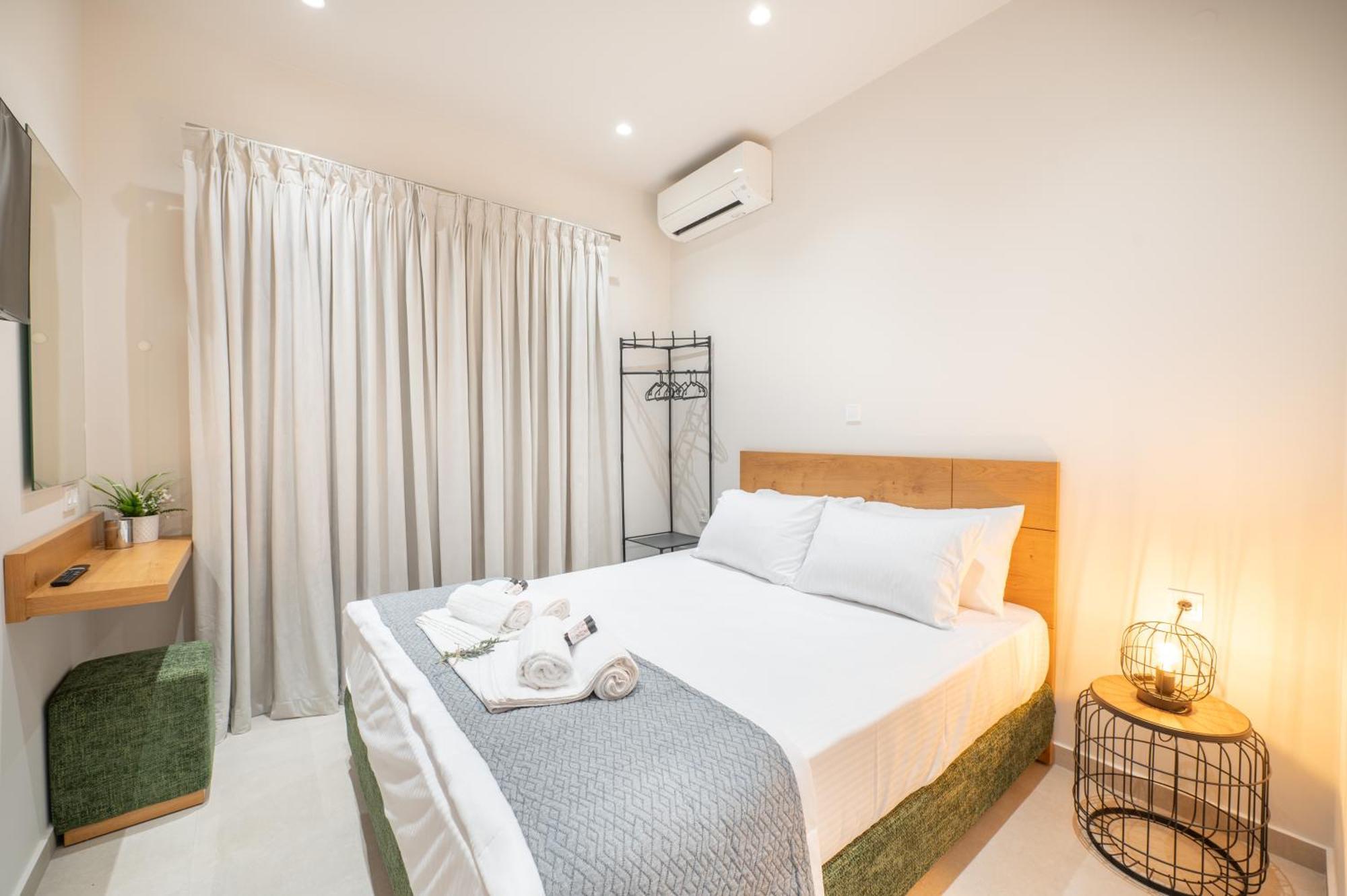 Вилла Thea Seaview Luxury Living Каламата Экстерьер фото