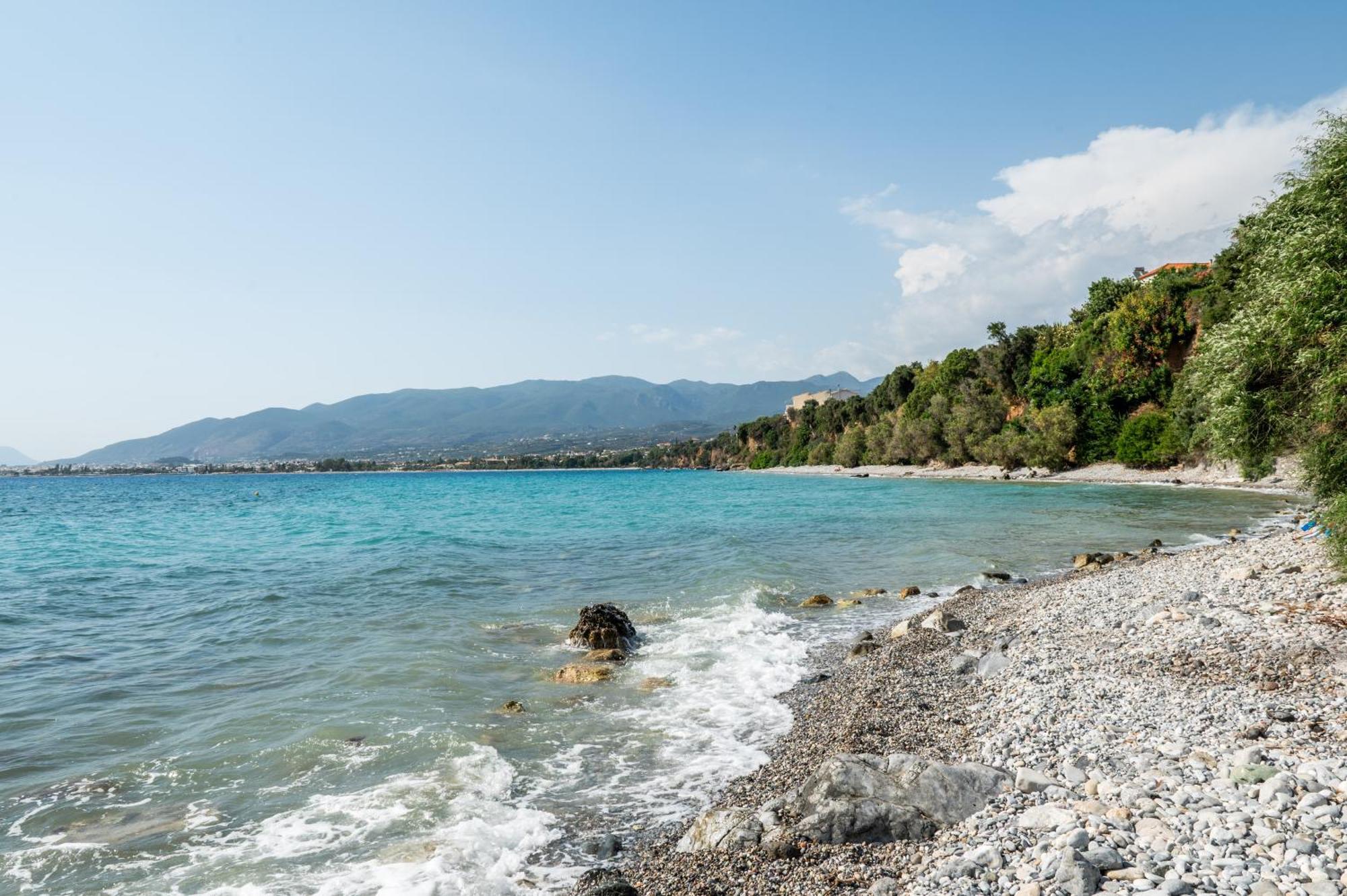 Вилла Thea Seaview Luxury Living Каламата Экстерьер фото